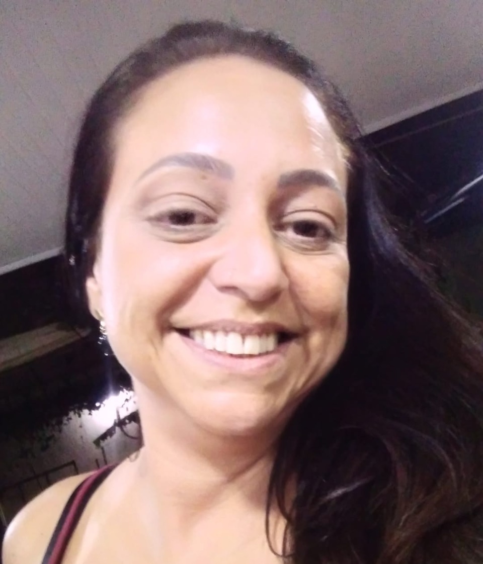 Alessandra Medeiros, cliente atendida pela Segati Advogados